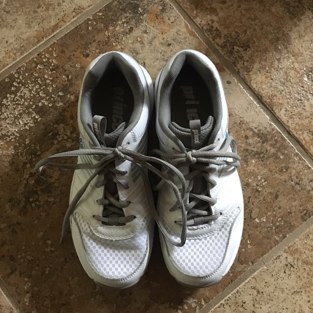 Tennis Shoes